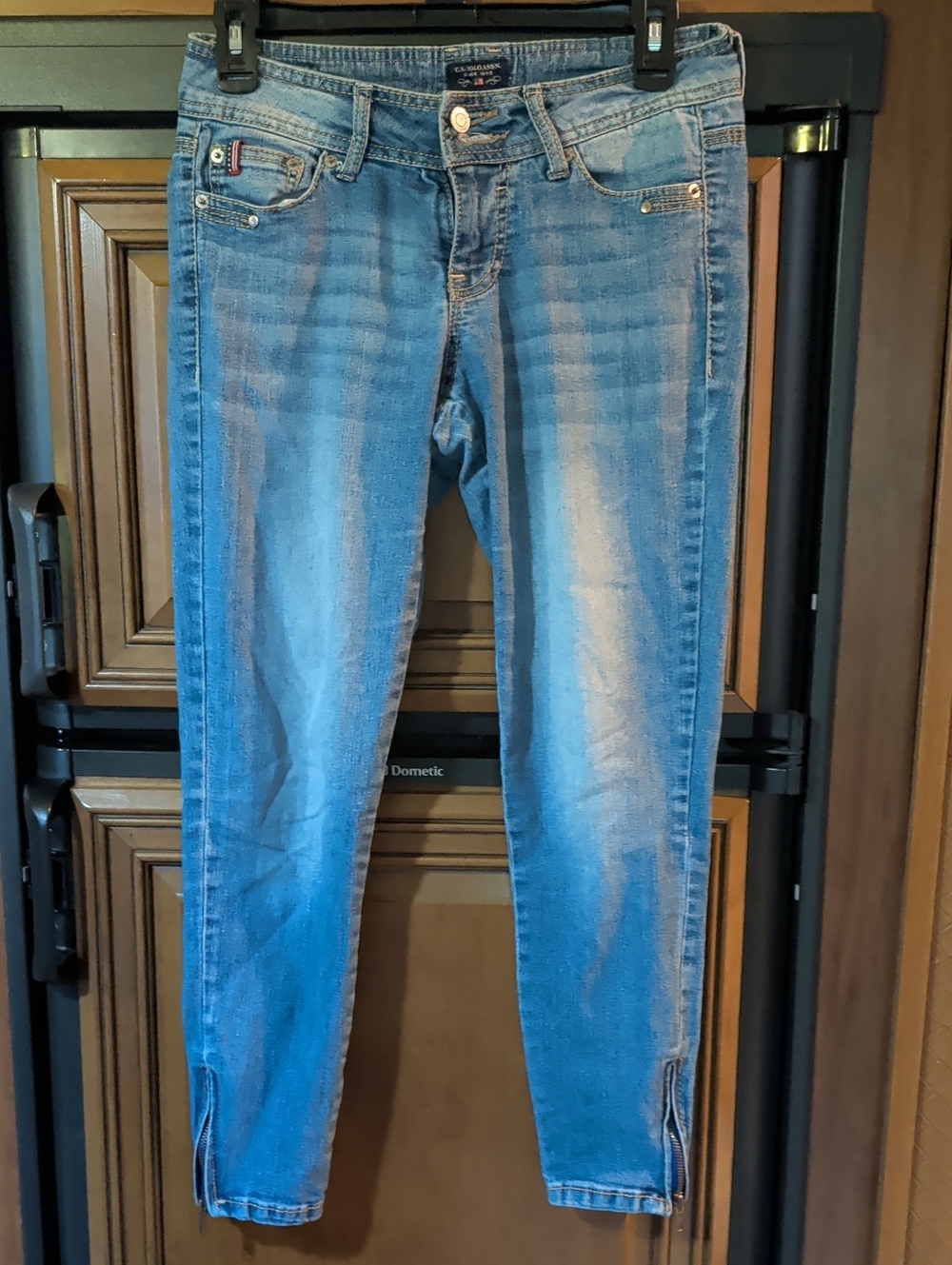 U.S. Polo Assn. Women's Skinny Jeans in Medium Blue Wash with Faded Panels